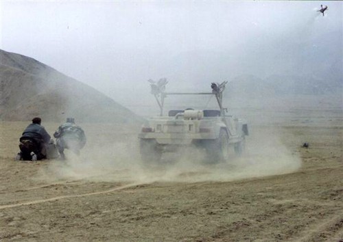 Proyecto_Diede_0007_Vehiculo_Gurgel_en_version_Puma_disparando_misil_cortesia_de_Sergio_JHCQ